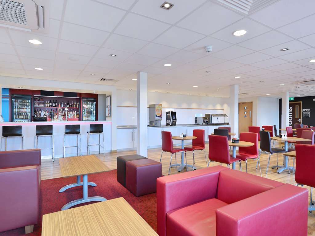 Travelodge London Finchley Restaurante foto